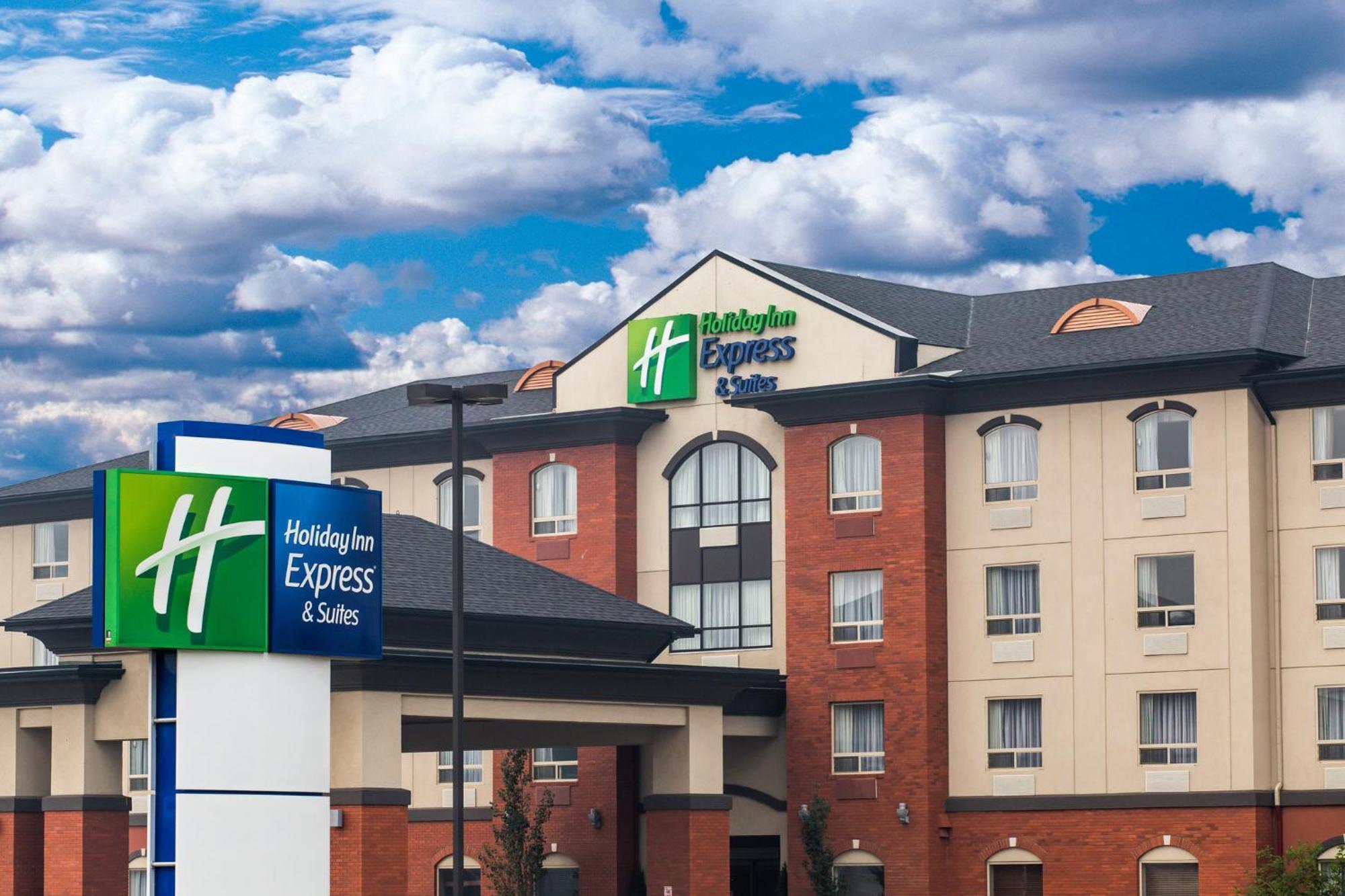 Holiday Inn Express Hotel & Suites - Slave Lake By Ihg מראה חיצוני תמונה