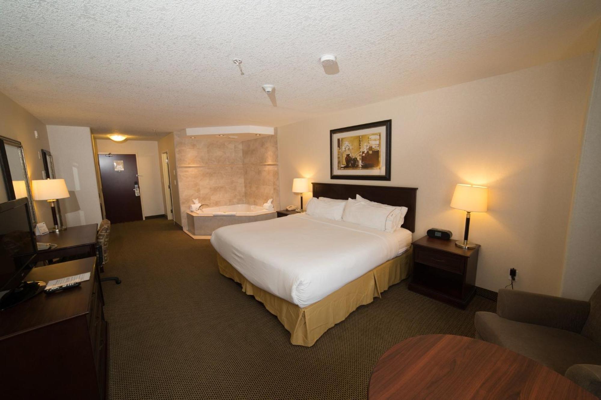 Holiday Inn Express Hotel & Suites - Slave Lake By Ihg מראה חיצוני תמונה